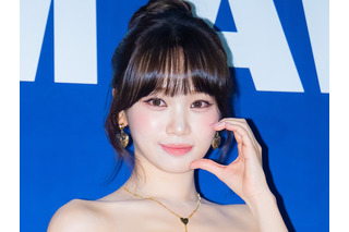 「透明感が…」LE SSERAFIM・チェウォン、オフショルから覗くほっそり“美鎖骨”に視線集中 画像