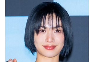 “世界で最も美しい顔”のナナ、6歳下モデルと熱愛説浮上…「上手く付き合っている」発言が話題に 画像