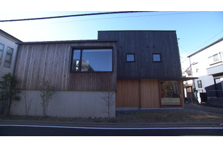 北向き×大通り沿いの弱点をアイデアで克服！利便性とコスパを追求した建築士夫婦の家『住人十色』 画像