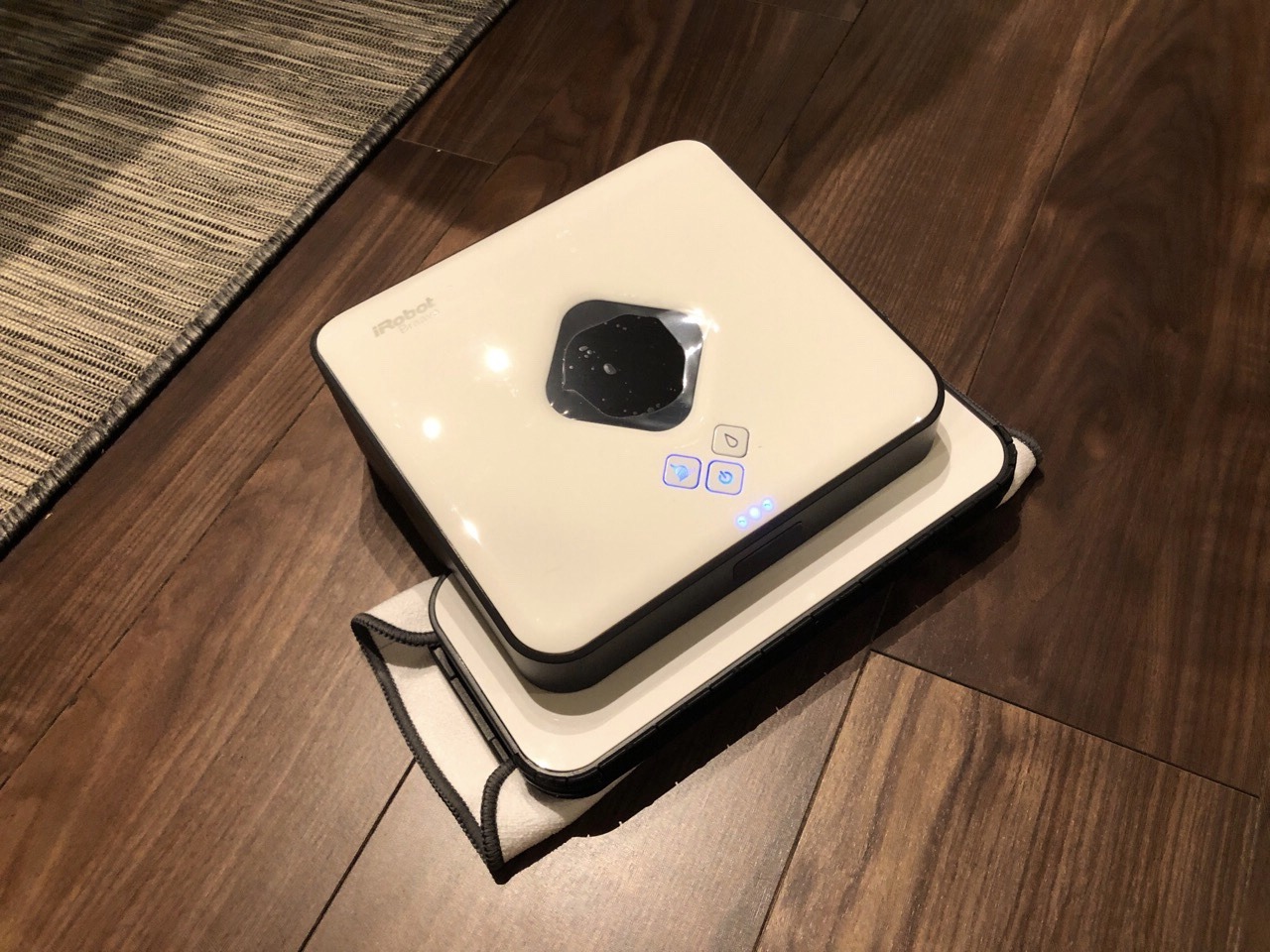 最新商品iRobot - ブラーバ 371j アイロボット 床拭きロボットの通販 ...