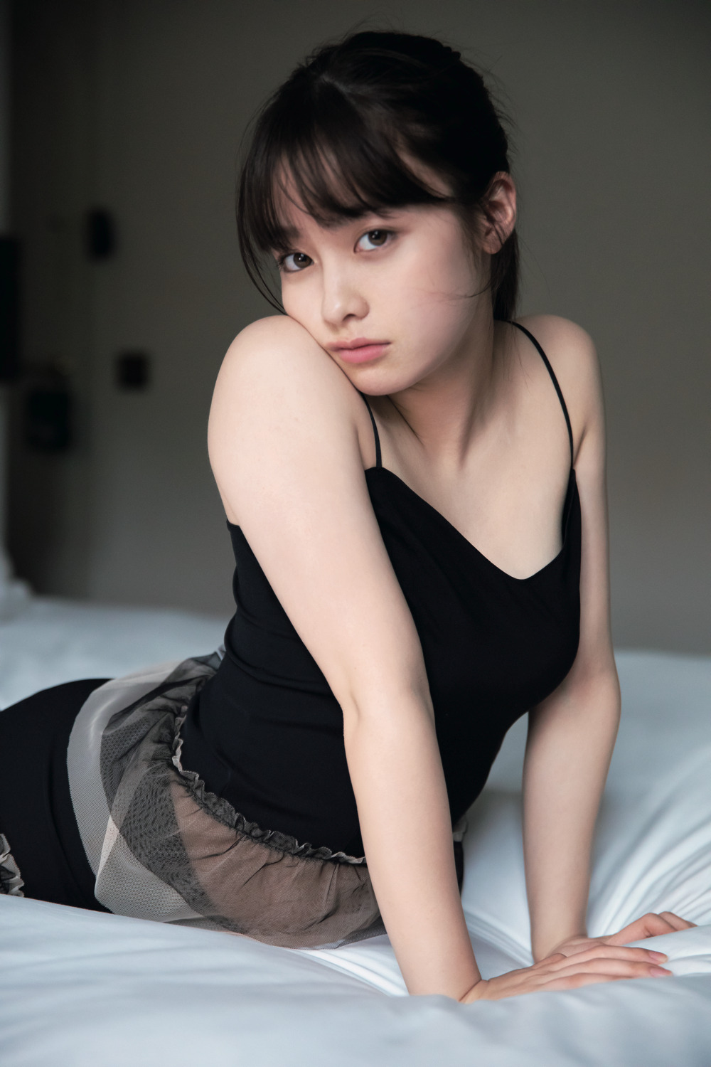 橋本環奈 セクシー 10代最後で魅せるセクシーなカットも！橋本環奈のセカンド写真集『NATUREL』が発売 | RBB TODAY