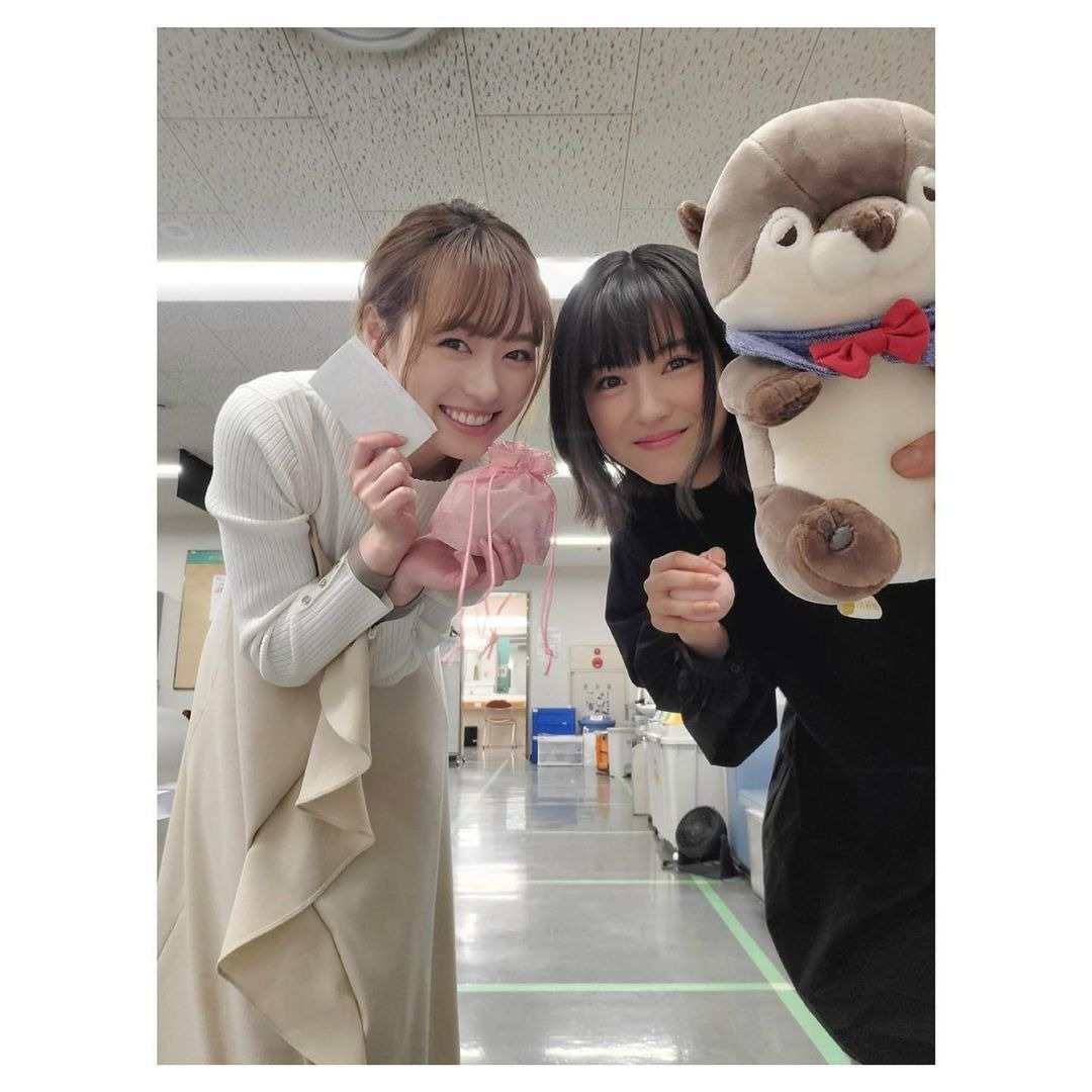 福原遥 大好き な浜辺美波との ウチカレ ツーショット このコンビ最高 癒されます Rbb Today 福原遥 大好き な浜辺美波との ウチカレ ツーショット このコンビ最高 癒されます Rbb Today