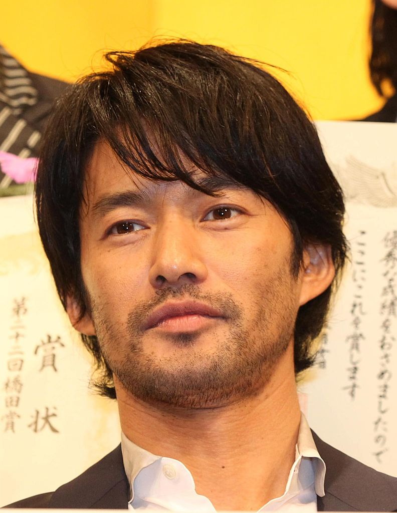 竹野内豊 ヒゲを生やしたキッカケを明かす 50歳の今は白髪が多い Rbb Today