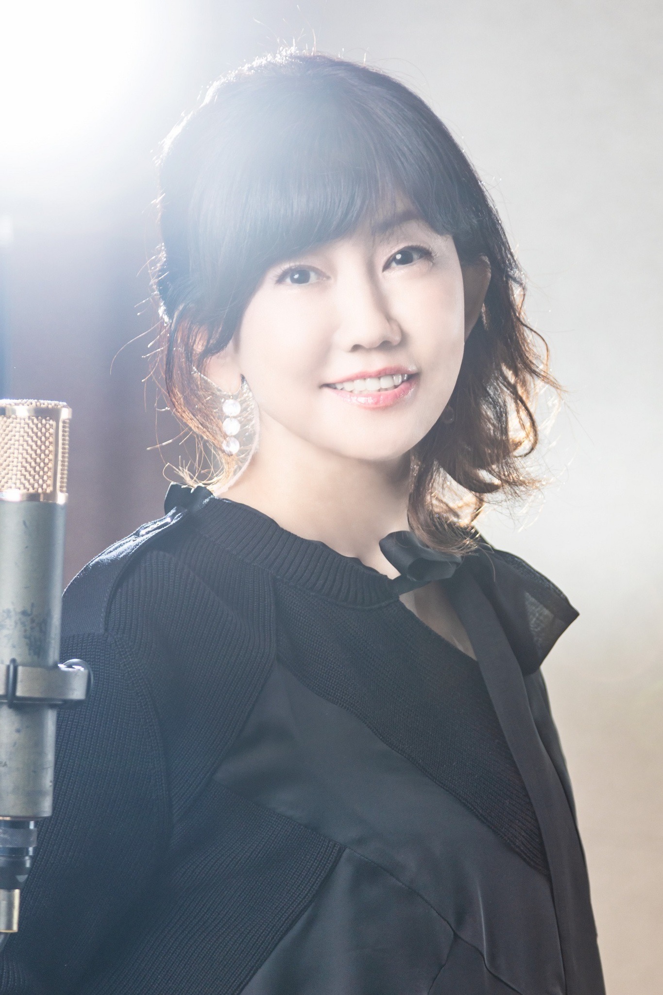 松本伊代抜ける画像 松本伊代、デビュー40周年アルバムリリース決定!故・筒美京平さんの未発表曲も | RBB TODAY