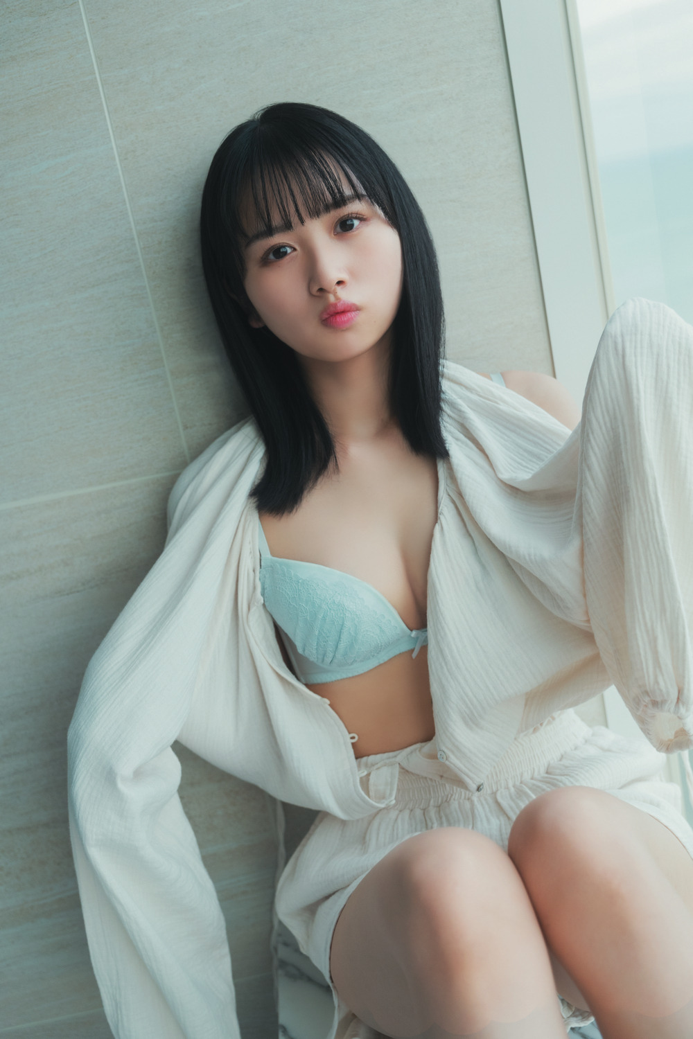 日向坂46・上村ひなの、初ランジェリーカットが解禁 | RBB TODAY