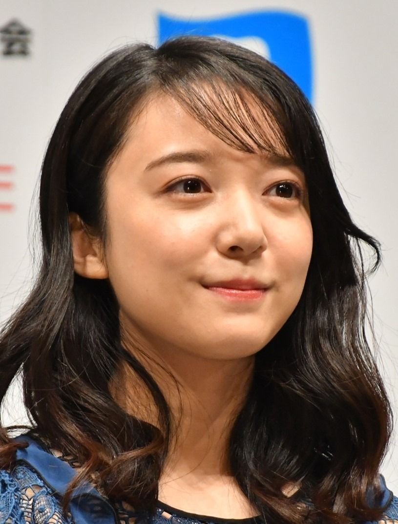 アイコラ　イ・ヨンエ 