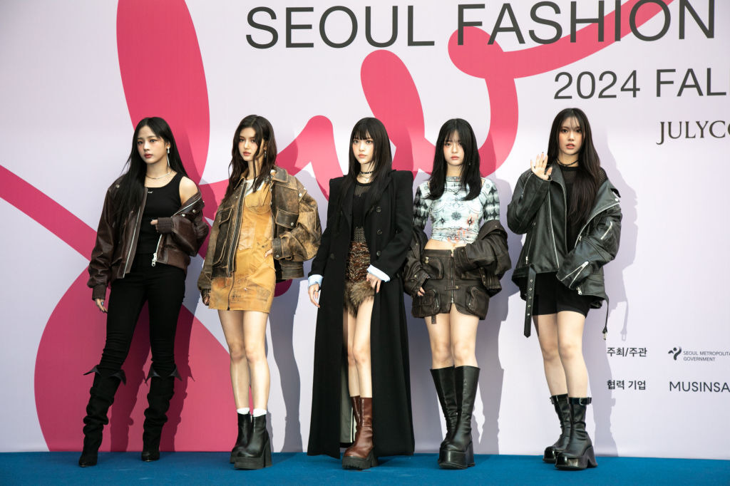 NewJeans ソウルファッションウィーク ポストカード - K-POP・アジア
