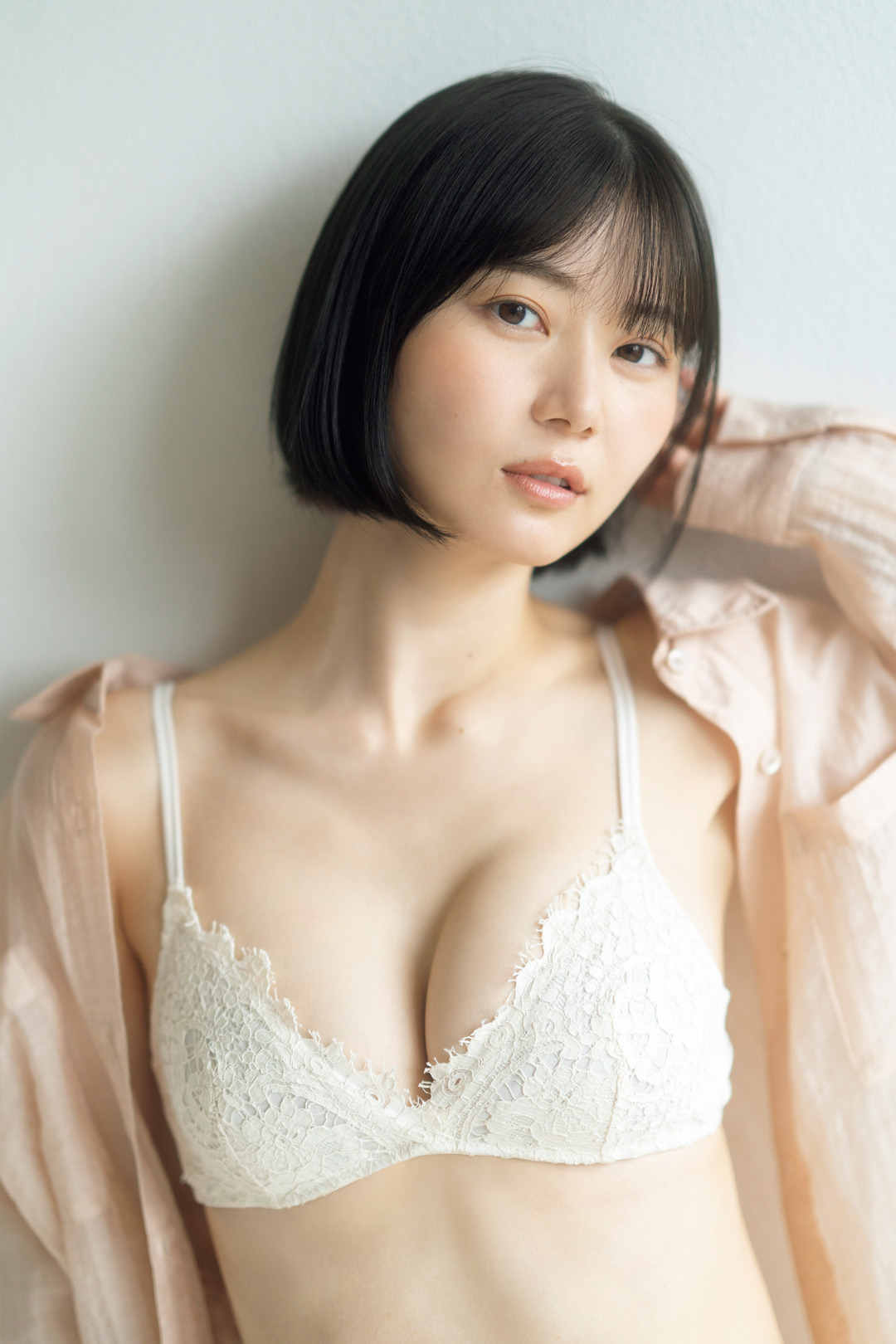 いけちゃん 人気YouTuber・いけちゃん、春からOL！ランジェリーカット公開 | RBB TODAY