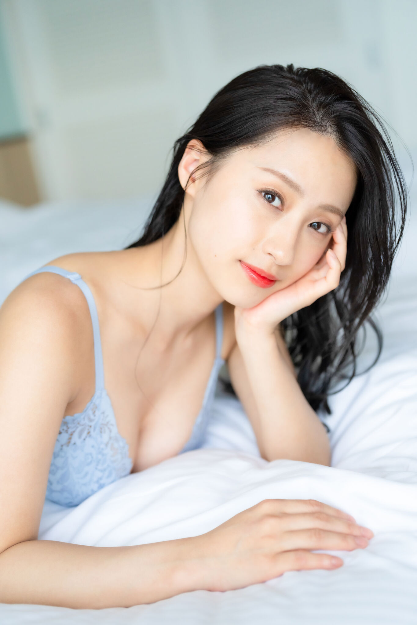 綾乃梓 澄田綾乃の不倫旅行グラビアを4K高画質で！ 「ヒミツの楽園」独占先行配信が決定 | RBB TODAY