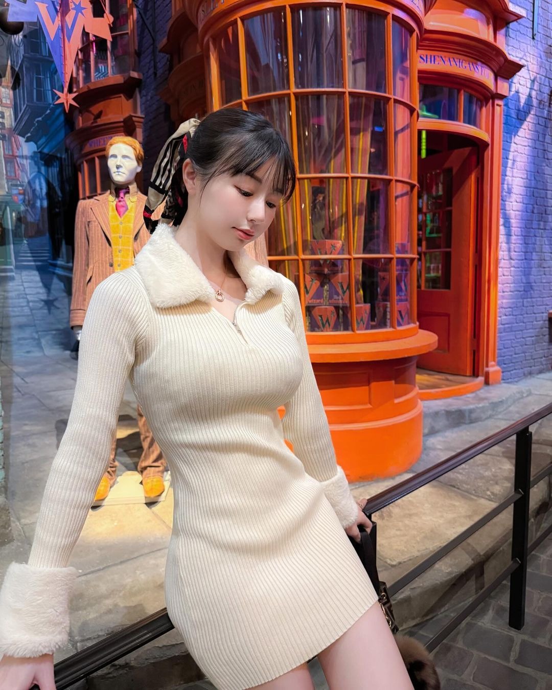 ♢ 直筆サイン入り Revolta くりえみ フルカラー 写真集 チェリー 直筆