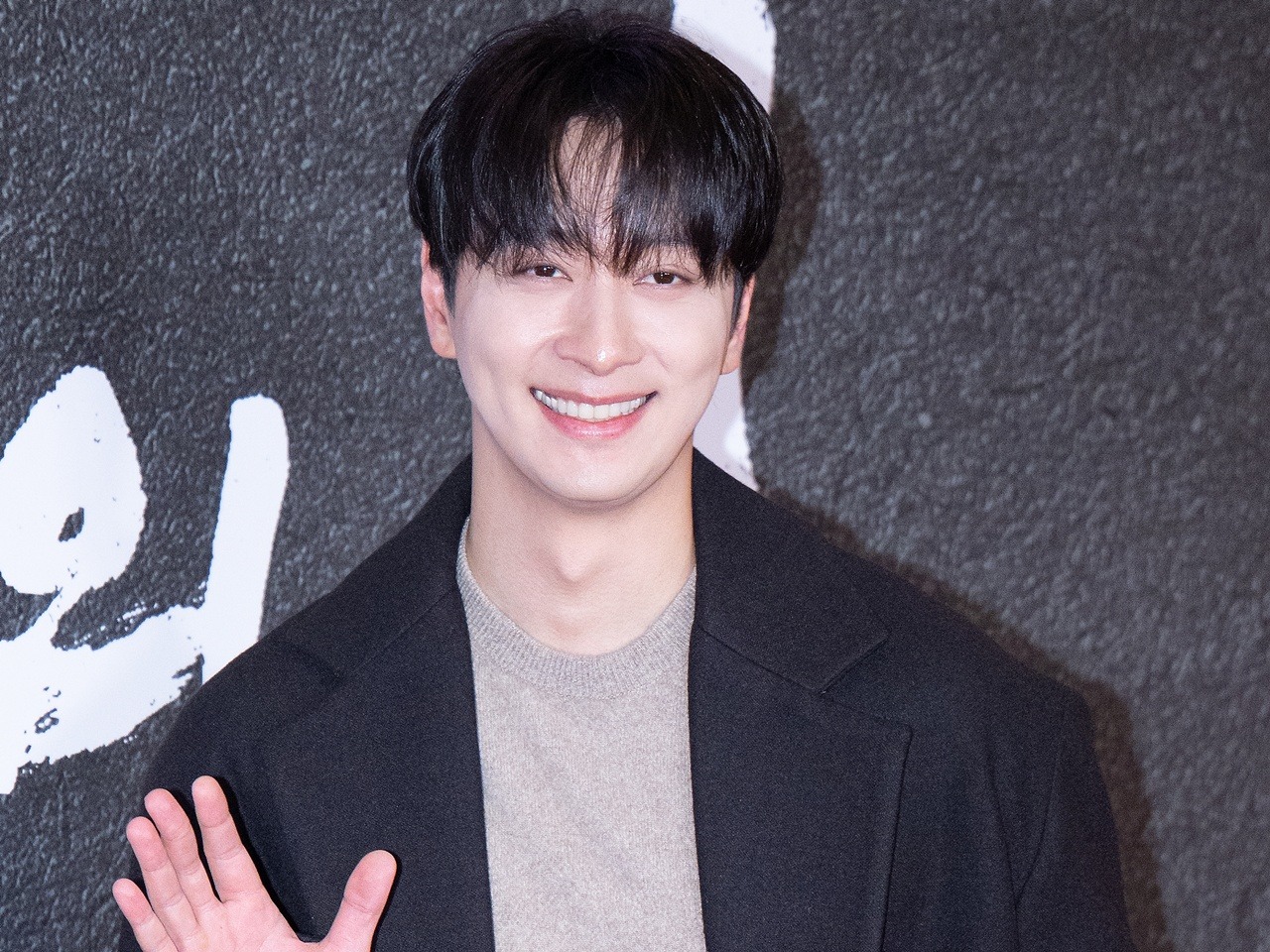 監督が2PM・チャンソンの演技を絶賛！映画『誰よりもつよく