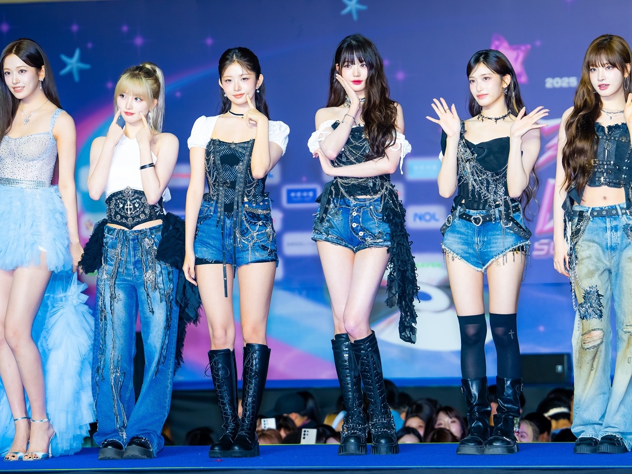 IVE<Be alright>sony musicラキドロ400枚限定　レイ IVE Be alright sony musicラキドロ トレカ リズ Liz - メルカリ