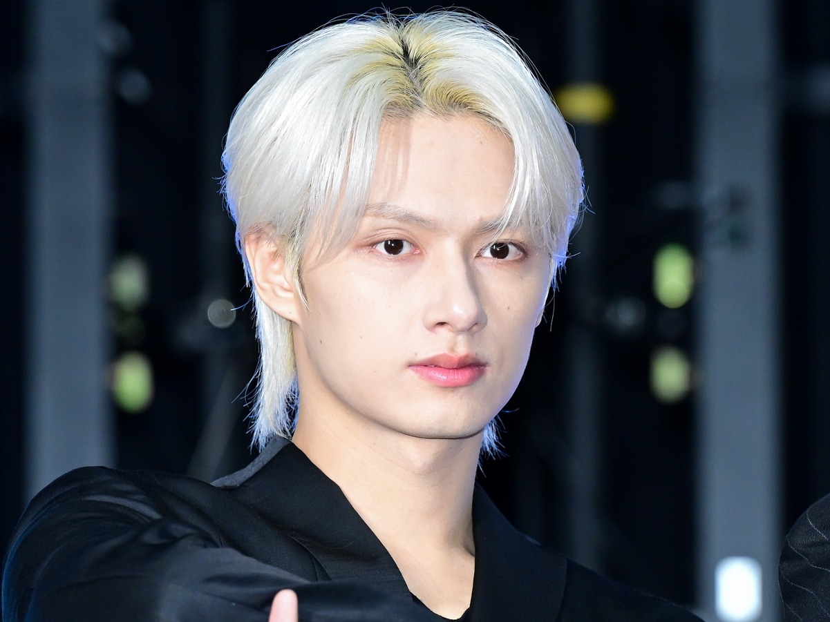 SEVENTEEN ジュン 中国 雑誌 中国雑誌 NYLON尼龍 『NYLON尼龍 CHINA 2023年9月（記事：文俊輝