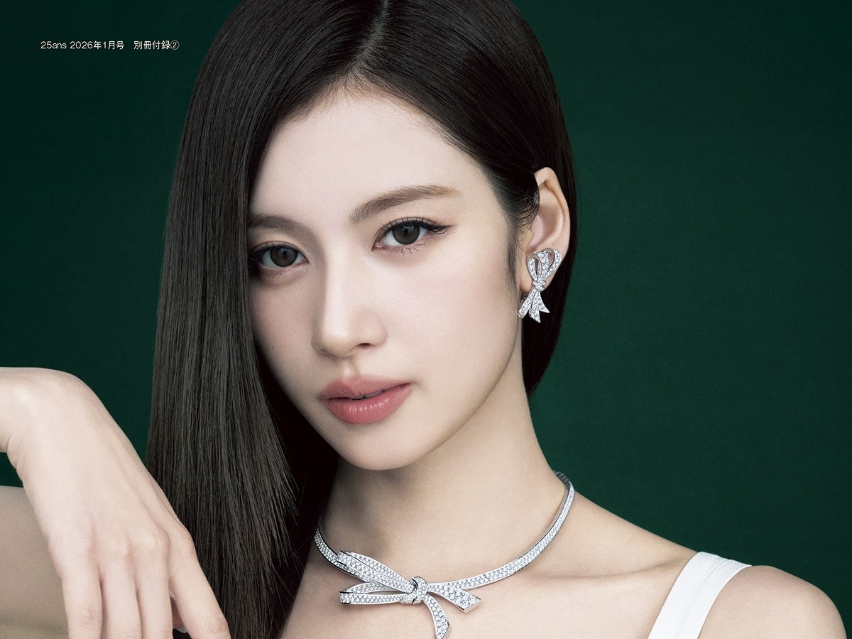 TWICE・サナ、最近のマイブームは抹茶ラテ「色にハマってる」 『25ans