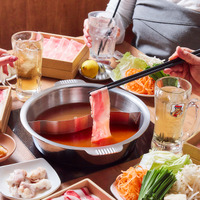 平日限定“2時間飲み放題”と“選べる鍋”で税込2,178円のお得な『鍋飲みセット』