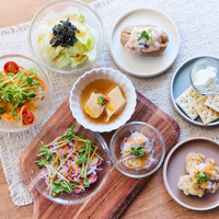 【単品】逸品料理・サラダ：各400円(税込440円)