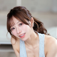 藤崎里菜デジタル写真集『何度だって、好きになる。』（C）小学館