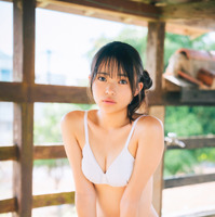 小森香乃1stDVD「純白の17歳」（リバプール）