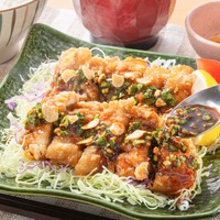「生ニラだれの油淋鶏」定食価格　1,180円（税込）