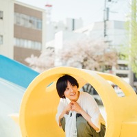 奈緒が30歳の節目に初フォトエッセイ！金髪のショートカットスタイルも