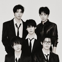 5人組になったZEROBASEONE、世界的写真家とタッグ！新プロフィール写真で成熟したビジュアル披露