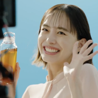 新CMメイキングカット