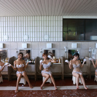 R・I・P GIRLS2025 写真集『湯けむり にゅうよく旅～BEST SELECTION』撮影：中山雅文