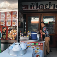 【アジア美食レポート】路地裏50バーツから和牛まで！一度は食べたいバンコク“絶品ガパオ”3選