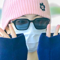 東京公演で復帰決定のTWICE・ダヒョン、キュートなピンクのビーニーを被って日本へ！