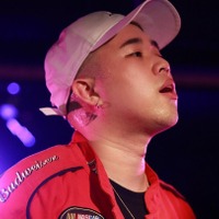 脳腫瘍で2年闘病の末に…名門ソウル大出身の韓国ラッパー、42歳で死去　「どうか安らかに」追悼の声相次ぐ