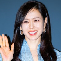 『愛の不時着』ソン・イェジン、3歳息子と“屋外デート”！仲むつまじい母子の姿にほっこり