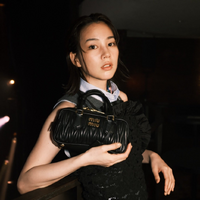 のん、洗練されたmiumiuコーデ披露！「やっとお会いできた」齋藤飛鳥とのツーショットも公開