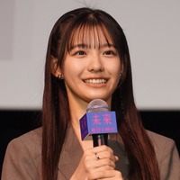 野澤しおり【写真：竹内みちまろ】