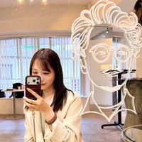 （写真は小栗有以の公式インスタグラムから）※所属事務所に掲載許諾をもらっています