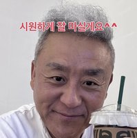 不買運動の流れに逆行？韓国俳優、思想溶け込んだ“スタバ愛”投稿「感謝のメモまでもらった」