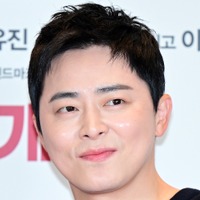 「2人とも僕にそっくり」大物歌手と結婚した『賢い医師生活』主演俳優、娘たちへの愛情覗かせる