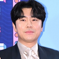 結婚5年でパパに！『応答せよ1977』俳優イ・シオン、第1子誕生を報告　赤ちゃんの写真も公開