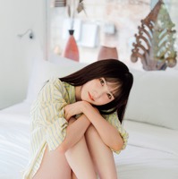 『AKB48長友彩海1st写真集 予定外の瞳』（KADOKAWA）撮影：下田直樹