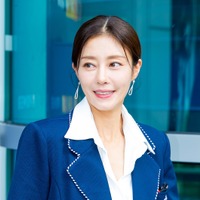 一般客を勘違いさせて売名？ “950円カット”で話題の韓国元アイドル美容師、価格表を密かに削除