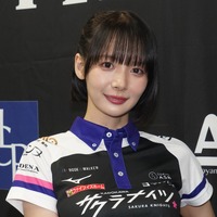 岡田紗佳【写真：竹内みちまろ】