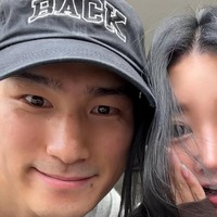 W杯代表に選ばれるも直前の試合で負傷、離脱…9歳上の元アイドル妻が韓国DFの悲報を受け心境