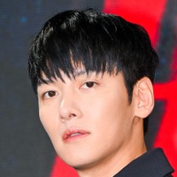俳優チ・チャンウク、税務調査で“数十億ウォン”の追徴課税か…所属事務所「確認中」