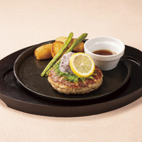 しそおろしハンバーグ 910円(税込1,001円)
