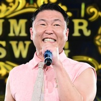 睡眠薬不正受領で書類送検のPSY、恒例の夏フェスを今年も開催へ　過去にはBTSメンバーらも出演