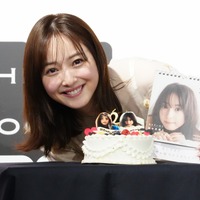 佐々木希【撮影：小宮山あきの】