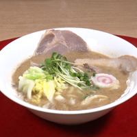 宅麺ダウプラーメン プラちゃん（豚骨魚介）