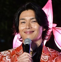 純烈・白川裕二郎【写真：竹内みちまろ】