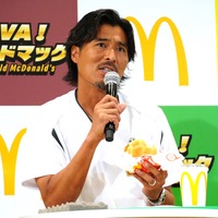 中澤佑二【撮影：小宮山あきの】