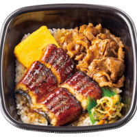 甘辛牛肉と楽しむ　牛すきうな重(2切れ)　940円