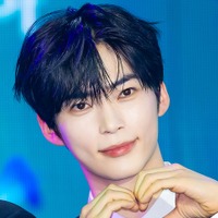 ZB1ソン・ハンビン、“バースデーパーティー”開催！ファンと過ごした特別な時間「人生で最も幸せな誕生日」
